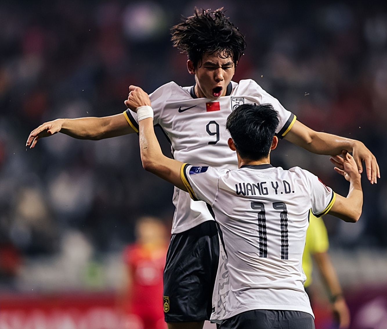 开云体育官网-亚洲杯选手刷新世界纪录，震撼全场