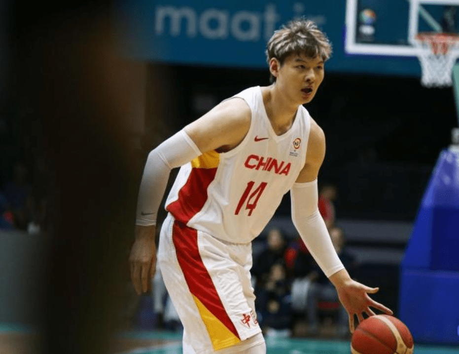 江苏队险胜雄鹿，王哲林关键制胜的简单介绍