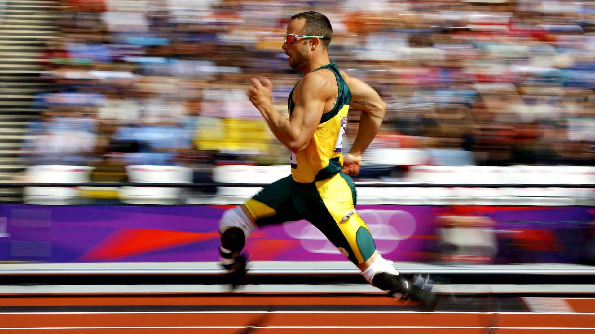 绿茵场上的双重奏,巴雷拉里程碑铸就传奇,雷恩淘汰伊拉克闪耀欧战