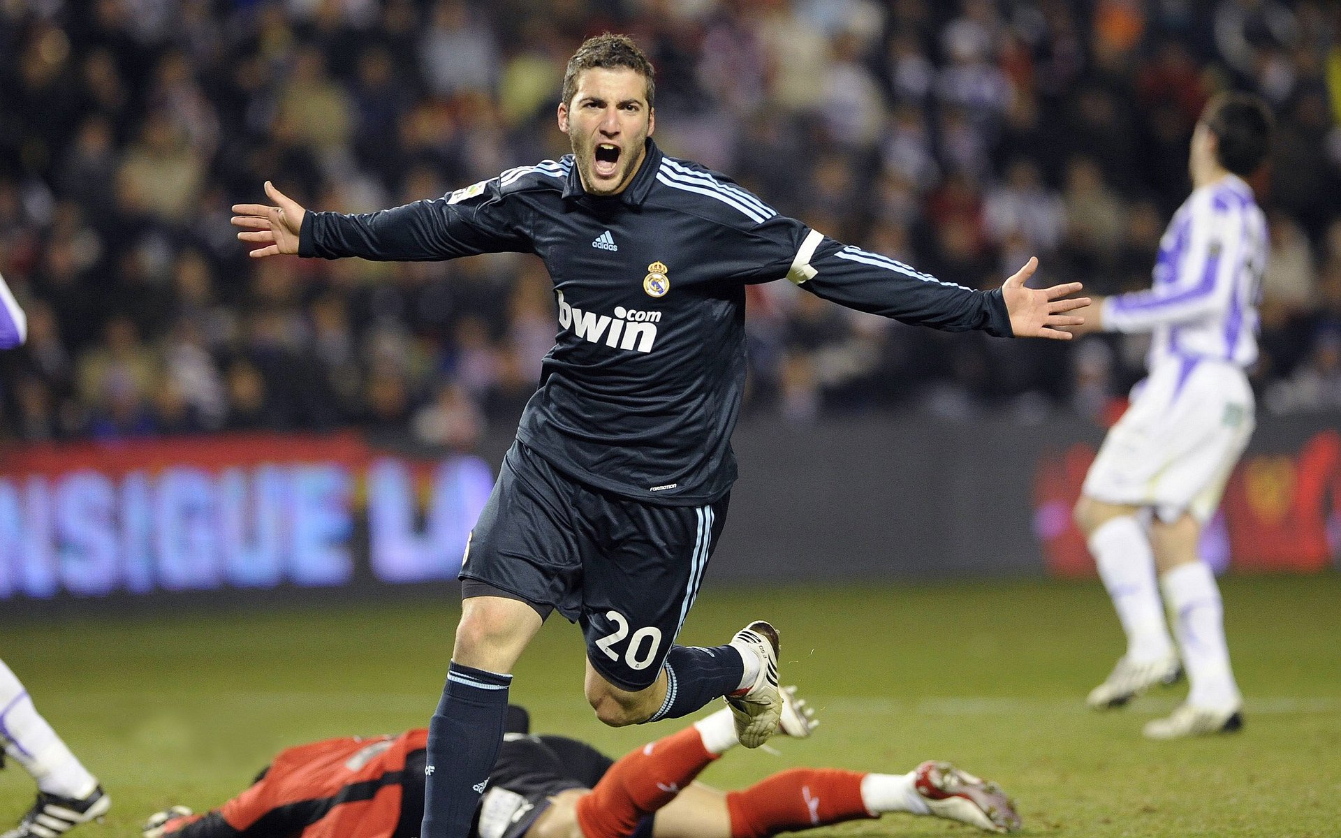 当奥兰多魔术穿越对阵北京男篮，杰伦·格林为何成为全场焦点？